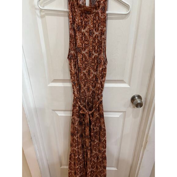 Gorgeous Easel Sleeveless Dress Size Large (Generous Fit) - Picture 2 of 5